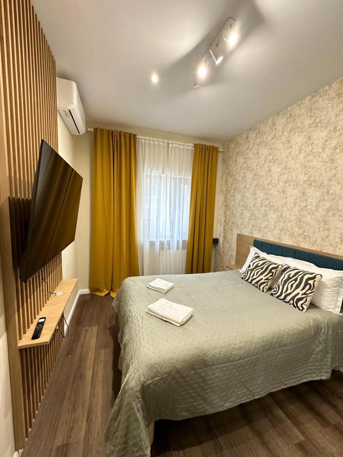 Urban Flats Piata Romana Apartment *