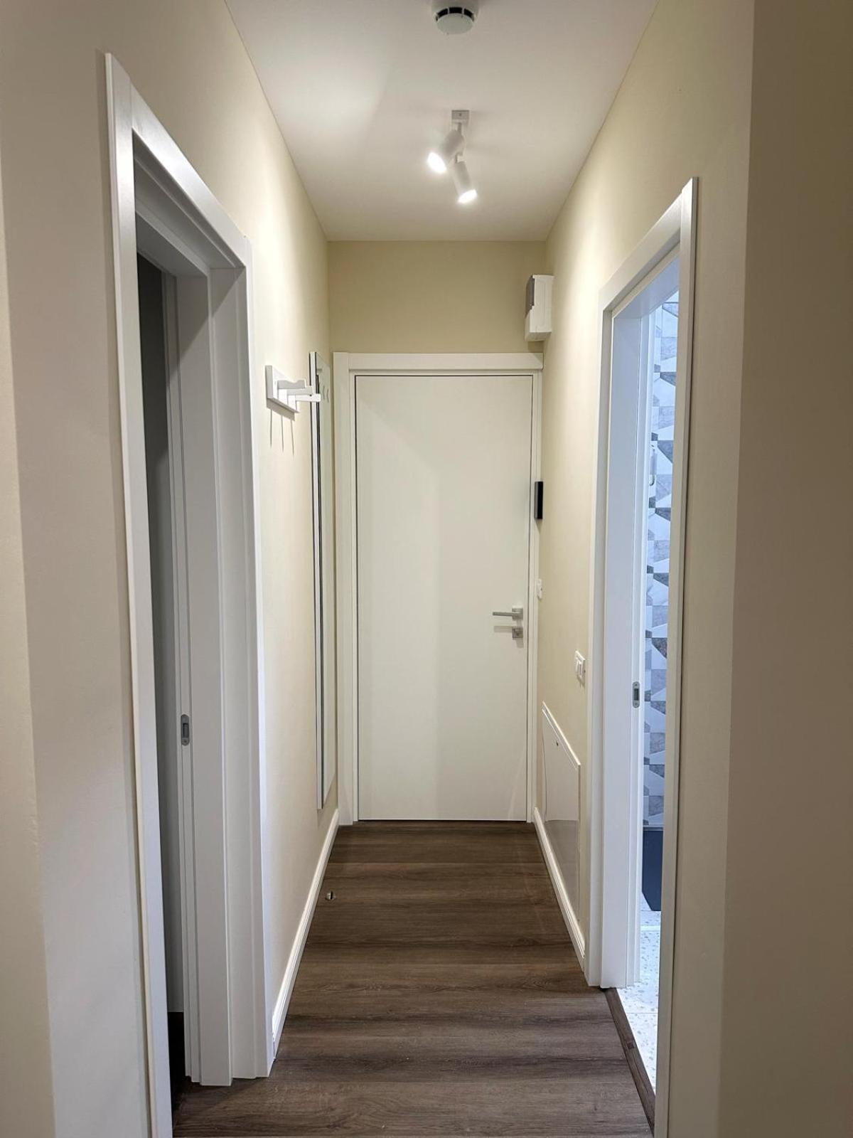 Urban Flats Piata Romana Apartment