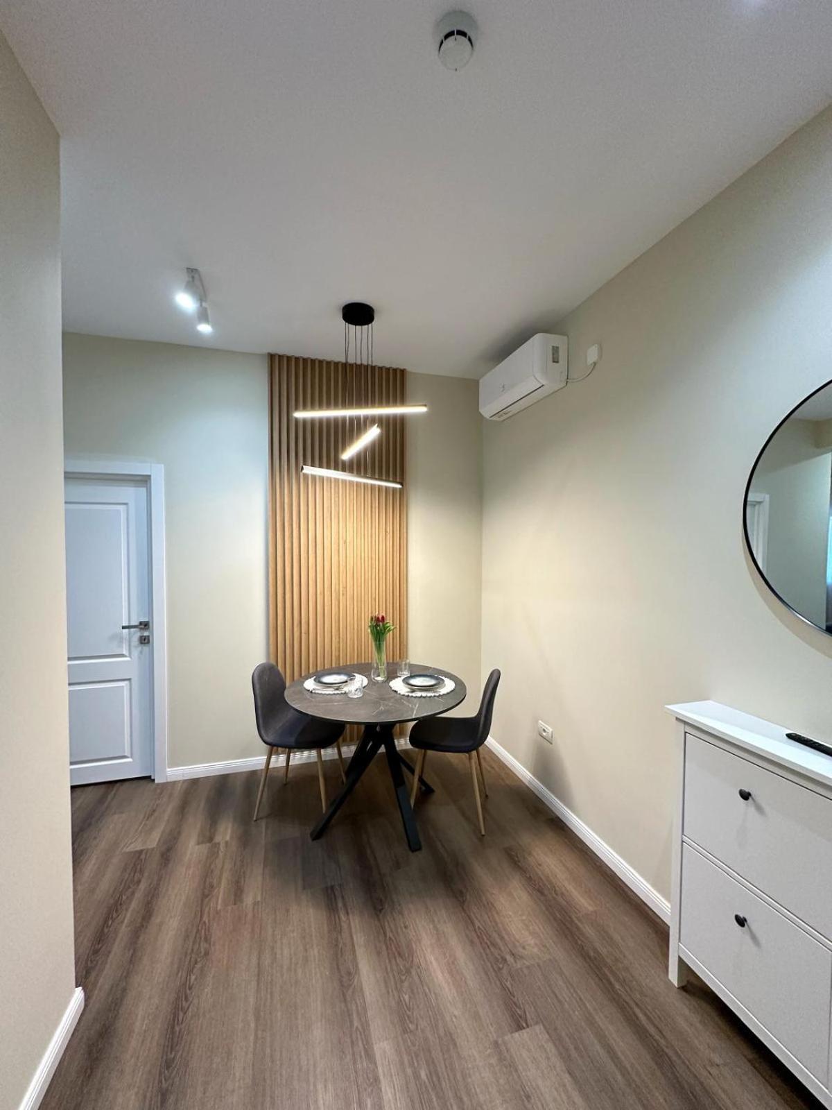 Urban Flats Piata Romana *
